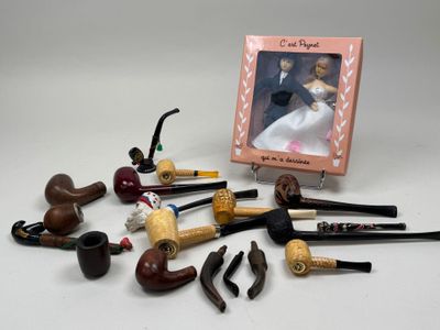 a picture of a picture of a bride and groom with pipe holders