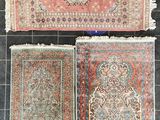 trois tapis persans anciens