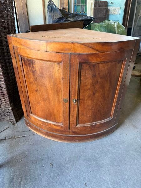 Objets d'art & Curiosités