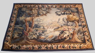 une image représentant une tapisserie accrochée au mur