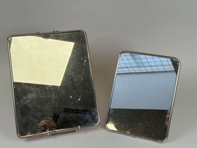 Deux miroirs de barbier, un à suspendre, le second à poser. - Photo 1