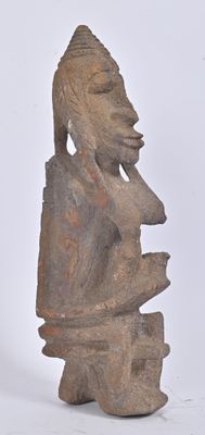 Dogon statue en pierre XXe H. : 46 cm.