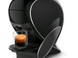 une image d'une machine à café noire avec une tasse de café