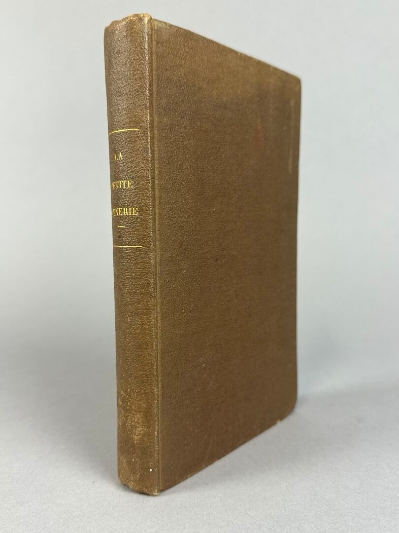 Objets d'art & Curiosités