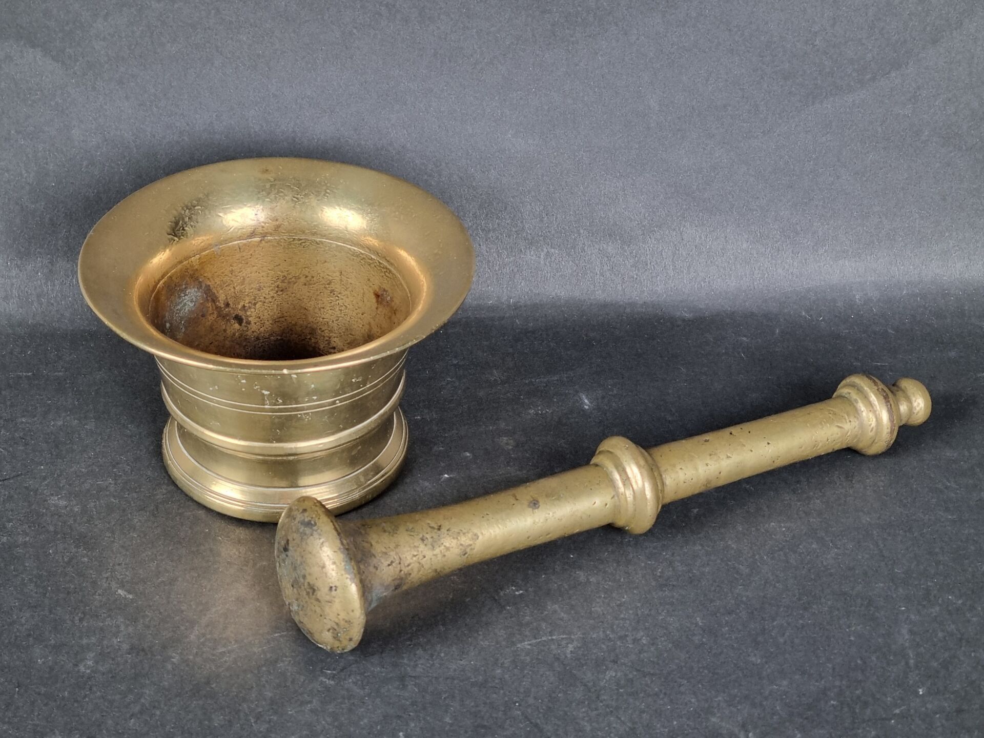 Objets d'art & Curiosités