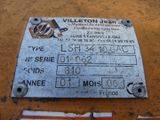 a sign on the side of a building that says villaton jan