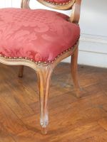 PAIRE DE CHAISES en hêtre mouluré et sculpté à dossier médai… (photo 4)