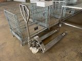 une image représentant un chariot de supermarché dans un entrepôt