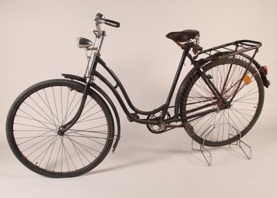 Vélo de femme Triumph fabriqué à Nuremberg TWN, vélo alleman…