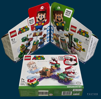 trois boîtes de jouets Mario Bros sur fond bleu
