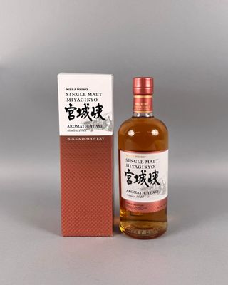 whisky japonais single malt avec son coffret