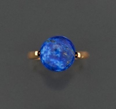 Bague en or jaune 18K 750 millièmes sertie d'une bille de la…