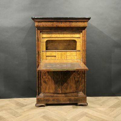 an old wooden desk with a shelf on top of it