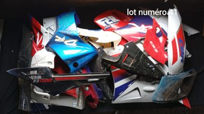 Caches latéraux + flancs de carenage, diverses marque…