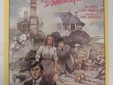 une vieille affiche de cinéma représentant un groupe de personnes devant un phare