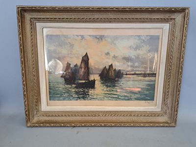 un tableau représentant des bateaux sur un plan d'eau, avec le ciel en arrière-plan