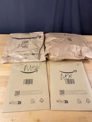 Lot de 4 colis Mystère (Retour Amazon,NPAI ,Adresse incomplè…