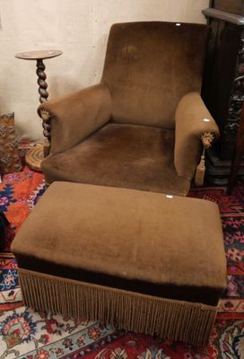 Chauffeuse et son repose pieds - velours brun et passementer…