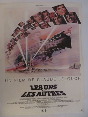 une vieille affiche de cinéma représentant un avion avec plein de gens à bord