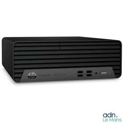 L'ordinateur de bureau HP Proestation est posé sur une surface blanche.