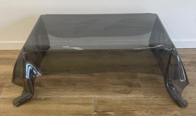 IPLEX Design Table basse draperie de forme libre en plexigla…