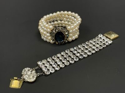 Bijoux de théâtre: Bracelet strass et bracelet de perles fan…