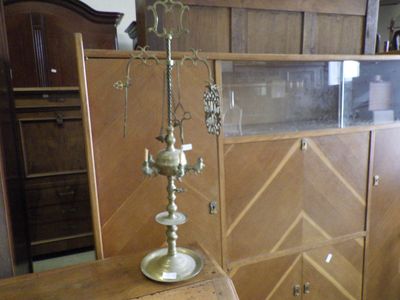 a lamp that is sitting on top of a dresser
