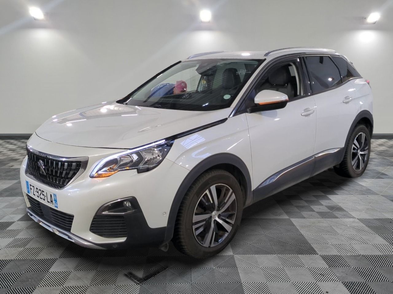 PEUGEOT - 3008 BLUEHDI 130CH SS EAT8 ALLURE - GO - Mise en service: 25/05/2021 - Moteur aurait été remplacé en 2023 (...
