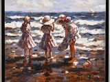 un tableau représentant trois enfants jouant sur la plage