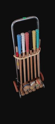 a picture of a toothbrush holder with toothbrushes in it