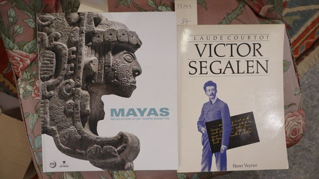 Claude COURTOT: Victor SEGALEN. Henry Veyrier, 1984, In-4, carton...