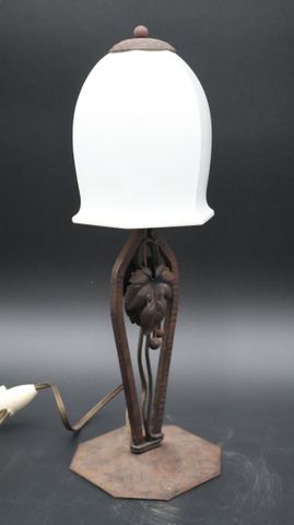 Lampe sur pied métal décor de feuille de vigne, abat-jour porcela...