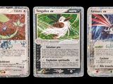 Trois cartes Pokémon différentes sont représentées sur un fond noir.