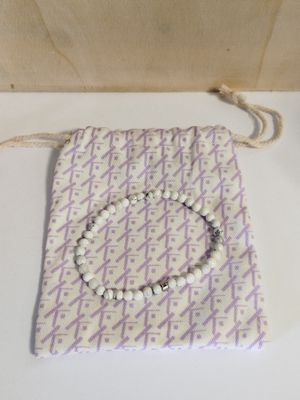 Lot de 130 Minis Bracelets "Energie" en Howlite Blanche - ve…