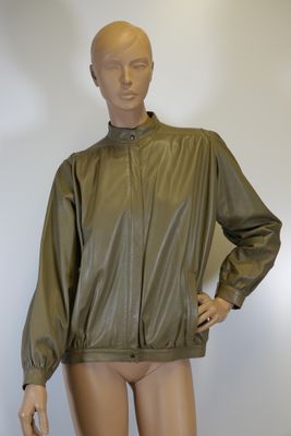 BURBERRY BLOUSON en cuir kaki à pince.