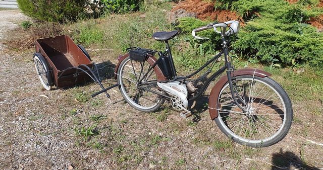 Terrot cyclotette de 1954. C’est une Bicyclette à Moteur Auxiliai...