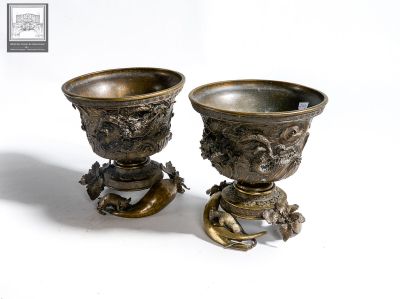 Japon - Période Edo - Paire de brûle parfum en bronze à pati…