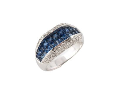 Bague OR Gris Sertie D'Une Double Rangee DE Saphirs Calibres…