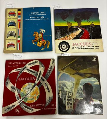quatre livres posés sur une table, avec la photo d'un homme dans un avion