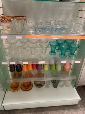 Lot de verrerie : services de verres et divers