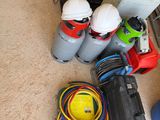 many different types of equipment that are on the floor