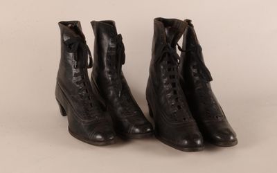 [ MODE] Lot de deux paires de bottines femmes en cuir noir - Photo 1