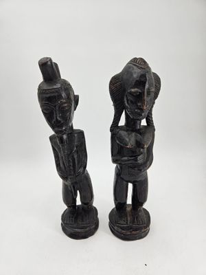 2 sujets décoratifs formant couple, un buste de femme, un él… - Photo 1