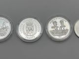 four quarters of the united states are shown in a row
