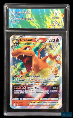 gros plan d'une carte pokemon sur fond noir