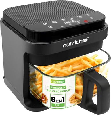 gros plan d'une friteuse avec des frites dedans