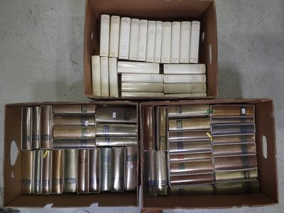 a box full of different types of screws in it