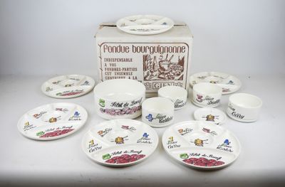 GIEN - Service à fondue modèle "COTE D'OR" en faïence polych…