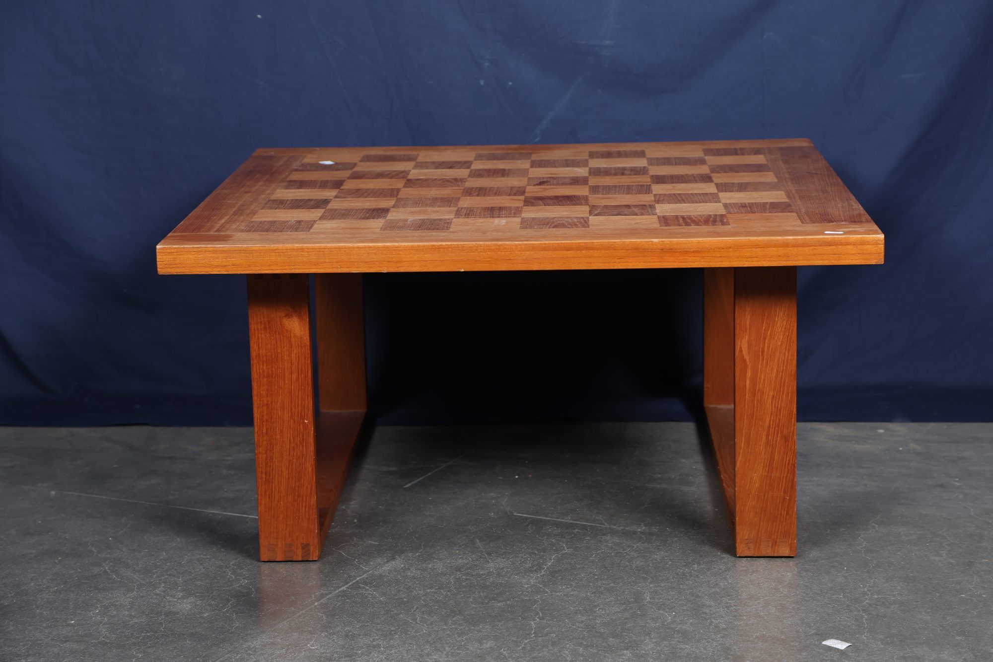 OLE GJERLOV KNUDSEN pour France & SON
