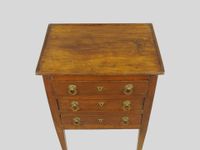 Petite commode chiffonnière ou table de chevet en bois de st… (photo 3)